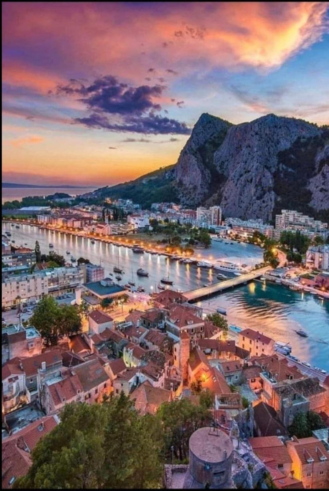 Apartmani Branko Vojnovic Omis Exterior photo